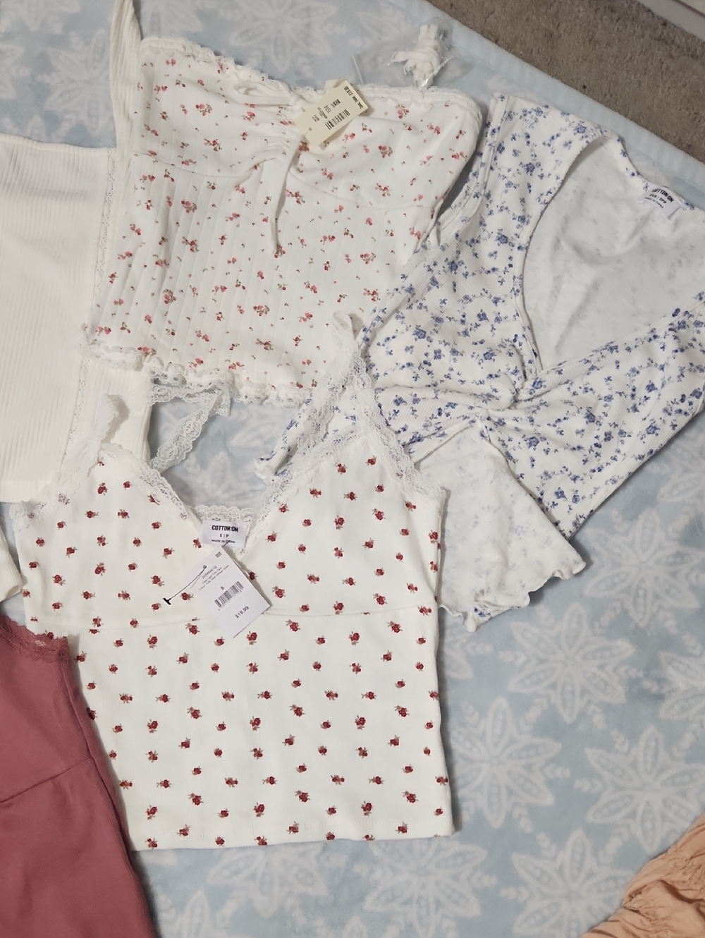 Bundle Of Tank Tops - Picture 3 of 11